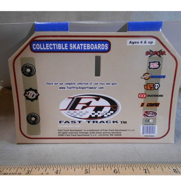 2001 Fast Track Collectible Flames Skateboard 10.5" Hand Board New/Sealed 2 - Picture 5 of 5